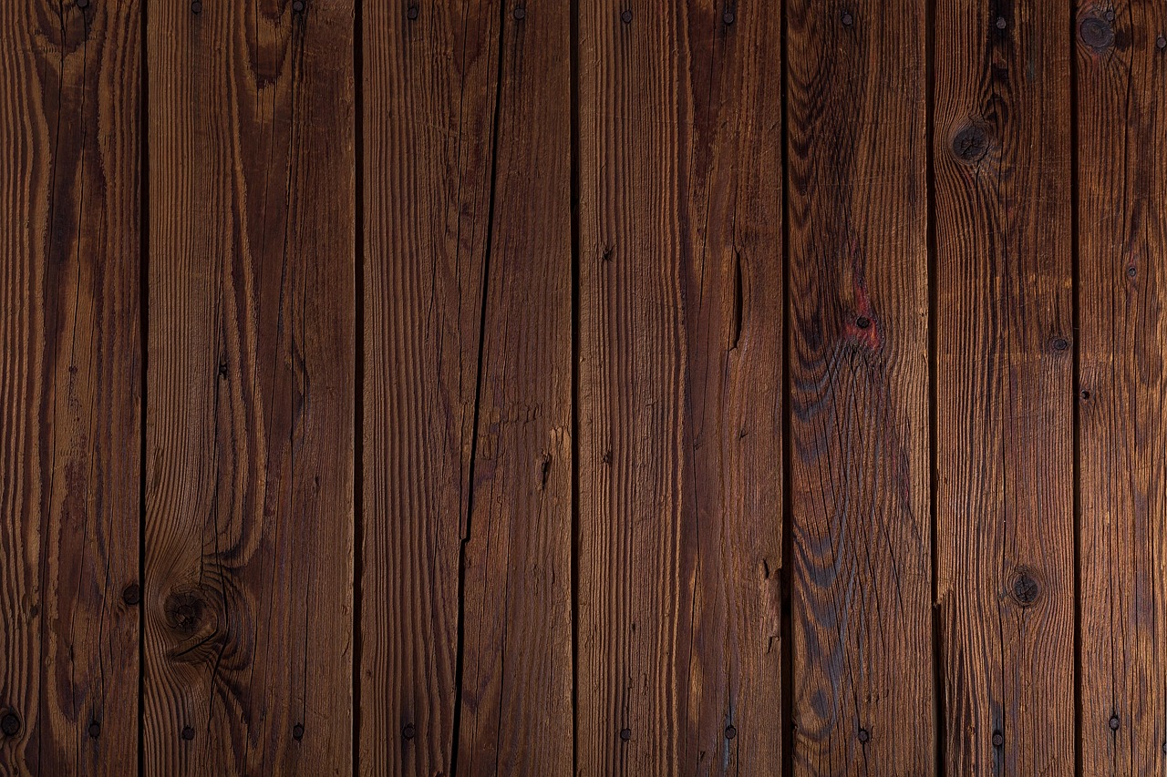 découvrez nos solutions de finition du bois pour sublimer et protéger toutes vos créations en bois avec qualité et durabilité.
