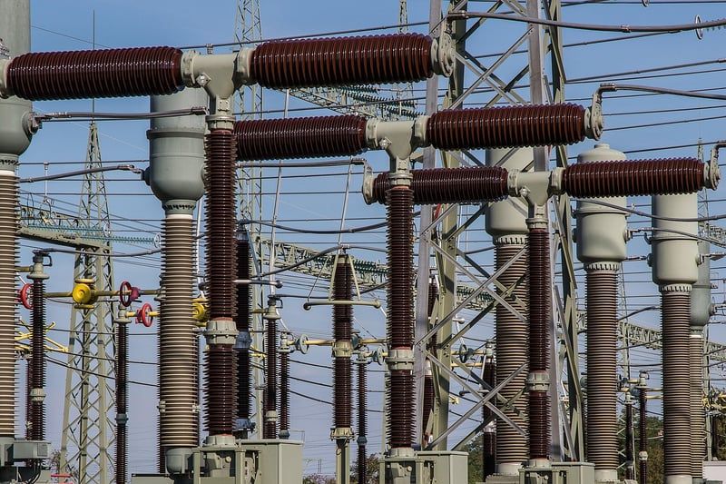 Transformateur 220v 24v : lequel choisir en 2026 pour vos projets ?