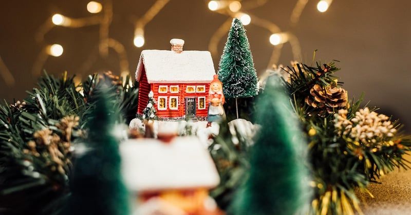 Décorations lumineuses de Noël pour le jardin : top 8 en 2026